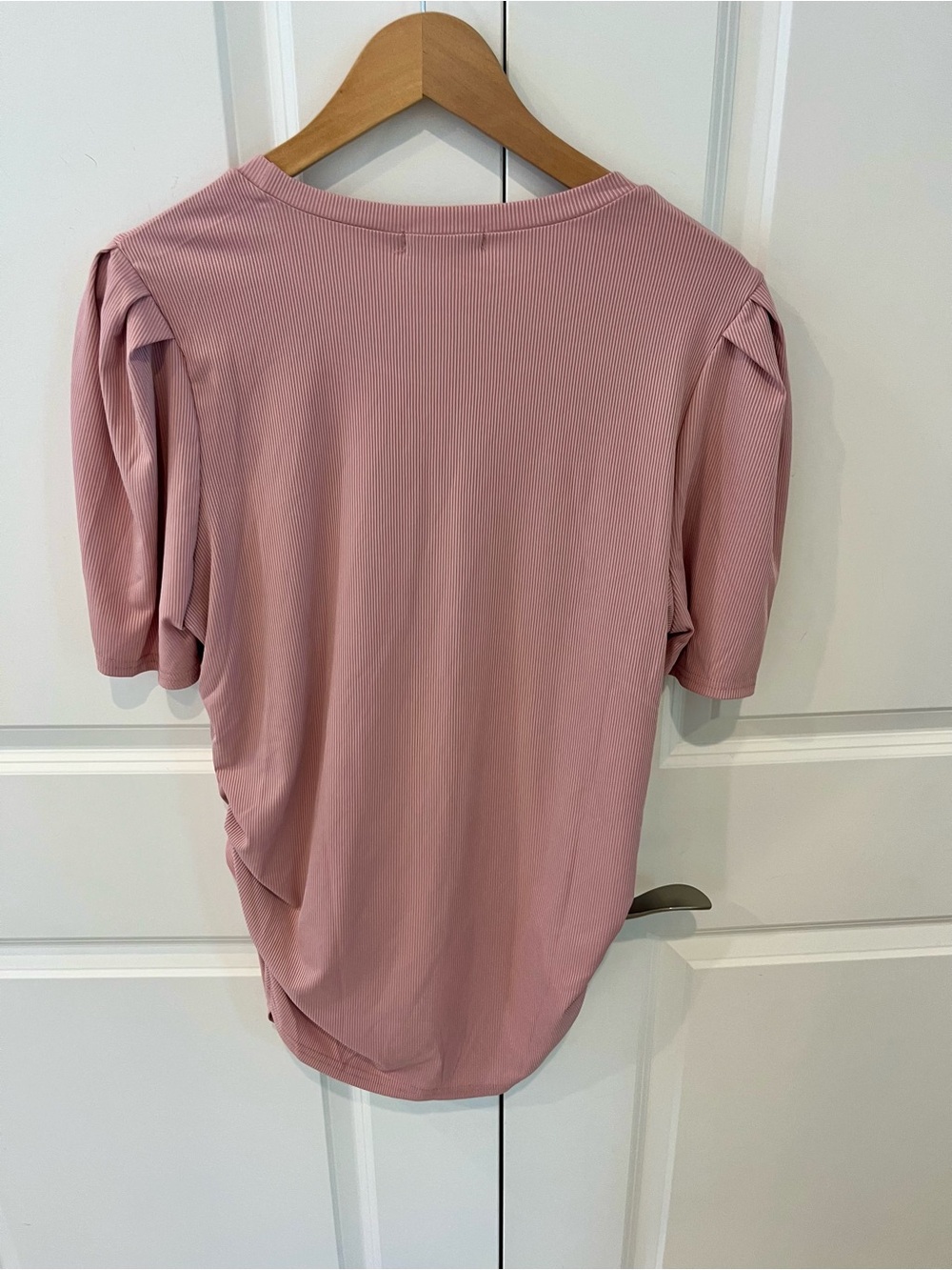 Funjuly Women's Dusty Pink Short Sleeve XL Maternity Top with side ruching NWT - Picture 2 of 6